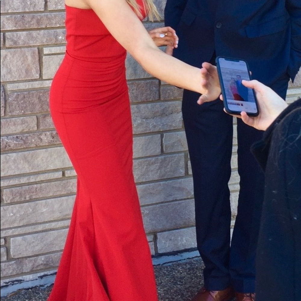 Poppy red gorgeous gown